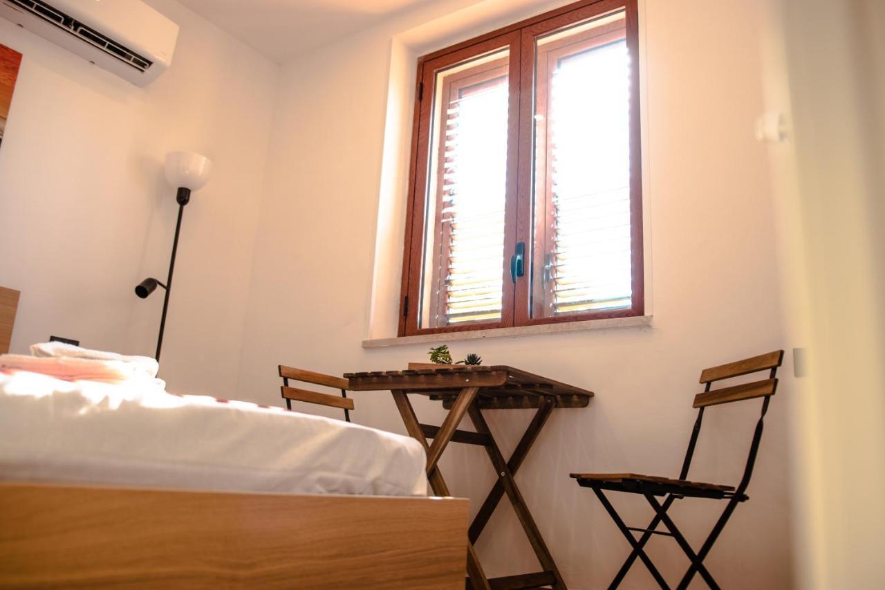 Bed and Breakfast Casa Vespucci Ізола-делле-Фемміне Екстер'єр фото
